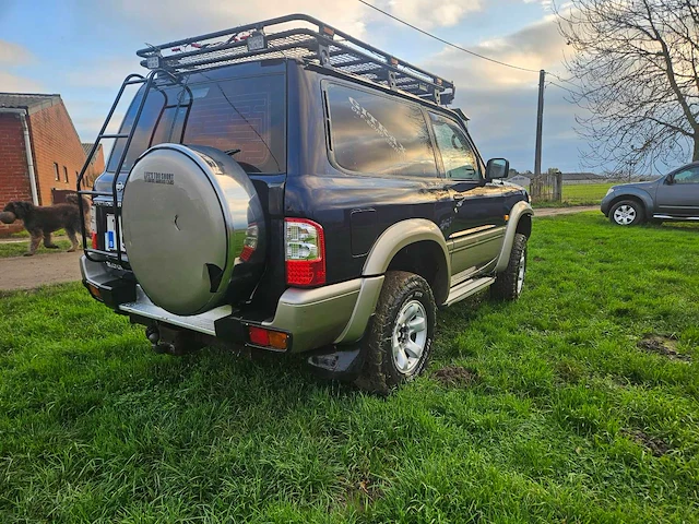 2000 nissan patrol y61 bedrijfswagen - afbeelding 4 van  10