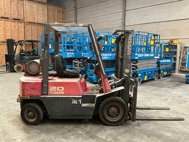 2000 nissan pj02 vorkheftruck - afbeelding 9 van  12