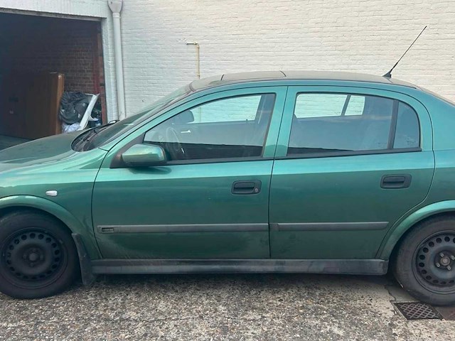 2000 opel astra 1.4 16v - schuifdak - afbeelding 12 van  19