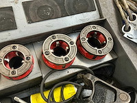 2000 ridgid 690 draadsnijmachine - afbeelding 7 van  9