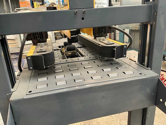 2000 siat sm8 dozensluitmachine - afbeelding 5 van  6