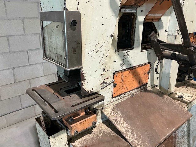 2000 sunrise iw-55d pons- en knipmachine - afbeelding 7 van  16
