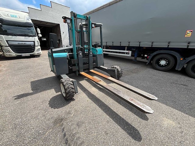 2000 terberg - kubota motor zijlader - heftruck - kooi reachforks - afbeelding 20 van  22