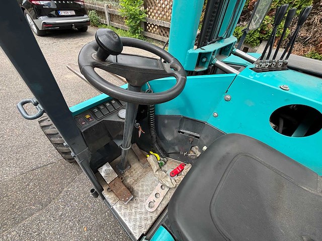 2000 terberg - kubota motor zijlader - heftruck - kooi reachforks - afbeelding 1 van  4