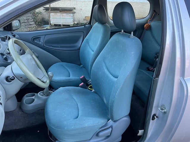 2000 toyota yaris 1.0 benzine - afbeelding 4 van  48