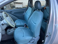 2000 toyota yaris 1.0 benzine - afbeelding 4 van  48