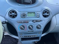 2000 toyota yaris 1.0 benzine - afbeelding 7 van  48