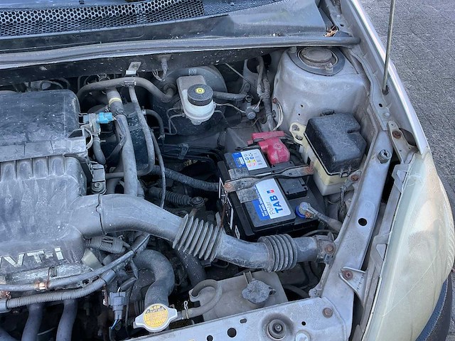 2000 toyota yaris 1.0 benzine - afbeelding 19 van  48