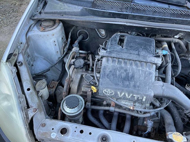 2000 toyota yaris 1.0 benzine - afbeelding 20 van  48