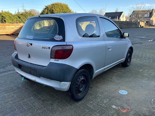 2000 toyota yaris 1.0 benzine - afbeelding 44 van  48