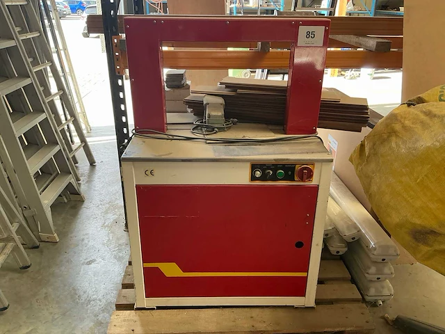 2000 tp-701 omsnoeringsmachine - afbeelding 1 van  6
