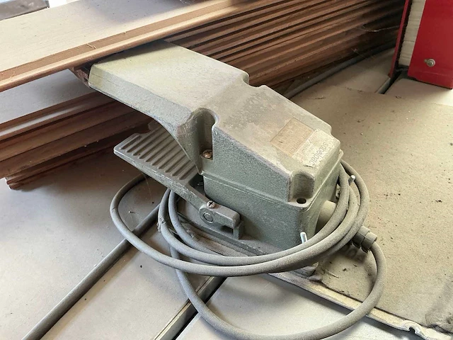 2000 tp-701 omsnoeringsmachine - afbeelding 5 van  6