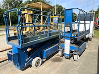 2000 upright inc sl20 luchtwerkplatform (2x) - afbeelding 1 van  23