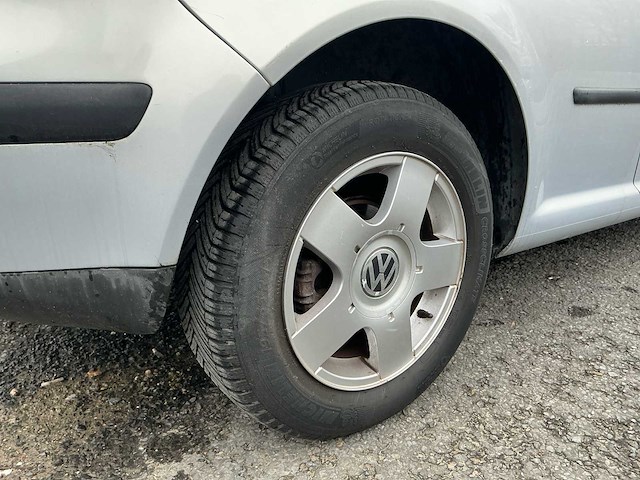 2000 volkswagen golf 4 personenauto - afbeelding 19 van  32