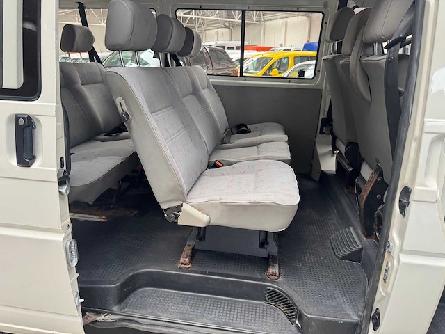 2000 volkswagen transporter 8+1 minibus - afbeelding 24 van  30