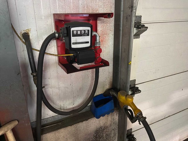 2000l brandstoftank - afbeelding 3 van  10
