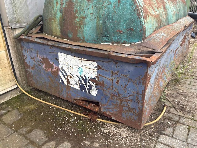 2000l brandstoftank - afbeelding 6 van  10