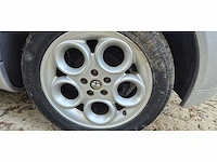 2001 alfa romeo gtv - personenauto - afbeelding 7 van  29