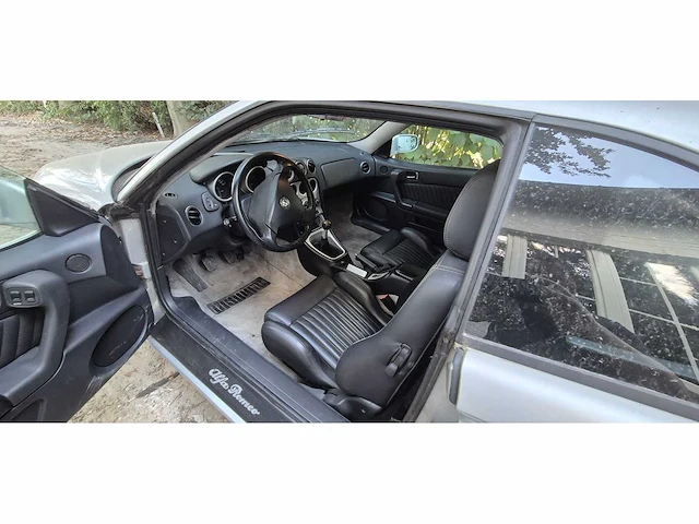 2001 alfa romeo gtv - personenauto - afbeelding 22 van  29
