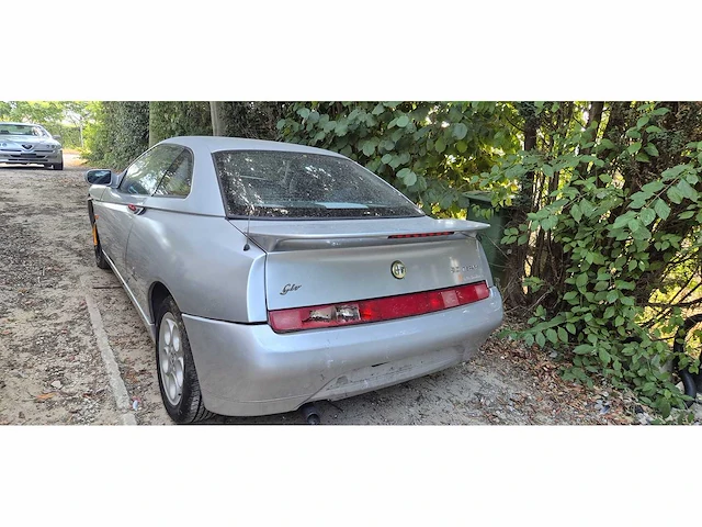 2001 alfa romeo gtv - personenauto - afbeelding 6 van  29