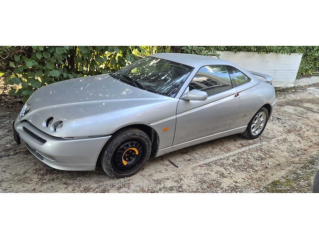 2001 alfa romeo gtv - personenauto - afbeelding 8 van  11