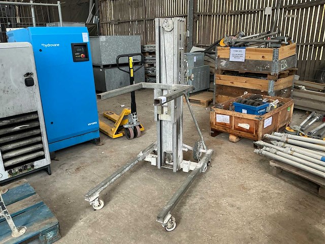 2001 alp-lift lmc380 materiaallift - afbeelding 1 van  9