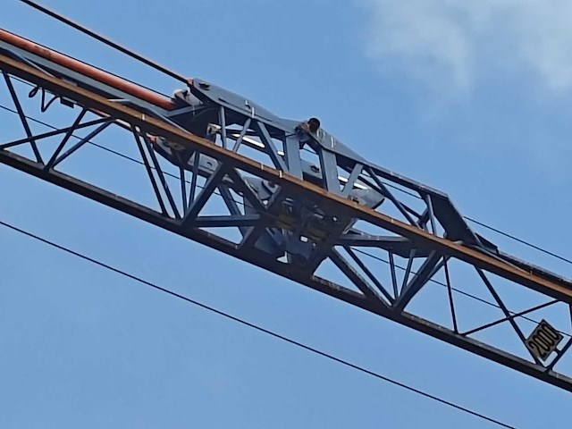 2001 arcomet a32 torenkraan - afbeelding 14 van  30