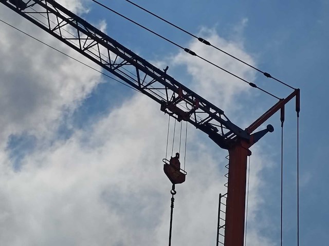 2001 arcomet a32 torenkraan - afbeelding 21 van  30