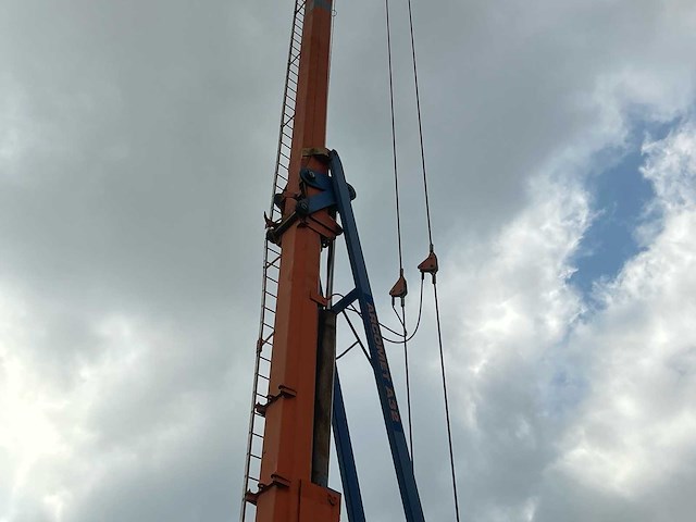 2001 arcomet a32 torenkraan - afbeelding 29 van  30