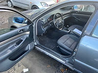 2001 audi a4 personenauto - afbeelding 8 van  29