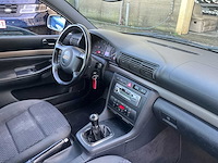 2001 audi a4 personenauto - afbeelding 17 van  29