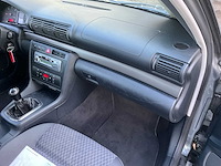 2001 audi a4 personenauto - afbeelding 18 van  29