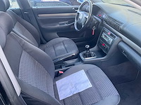 2001 audi a4 personenauto - afbeelding 19 van  29
