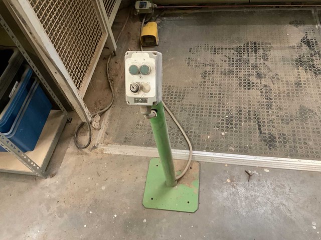 2001 biesse rover 24 s horizontaal cnc-bewerkingscentrum - afbeelding 18 van  45