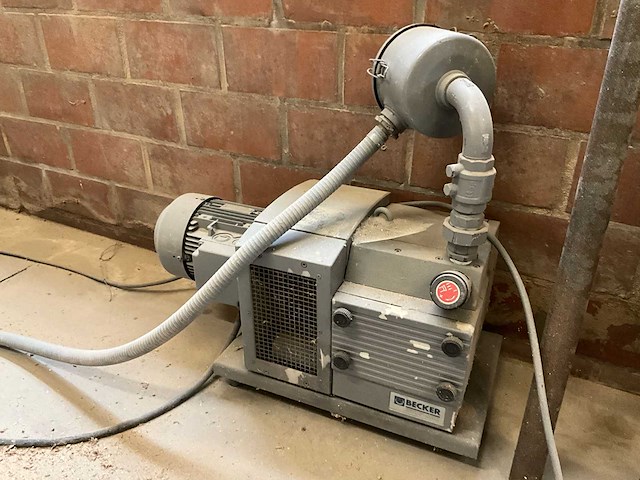 2001 biesse rover 24 s horizontaal cnc-bewerkingscentrum - afbeelding 21 van  45