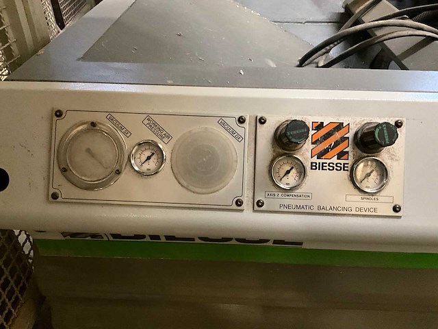 2001 biesse rover 24 s horizontaal cnc-bewerkingscentrum - afbeelding 35 van  45