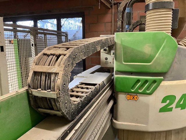 2001 biesse rover 24 s horizontaal cnc-bewerkingscentrum - afbeelding 22 van  45