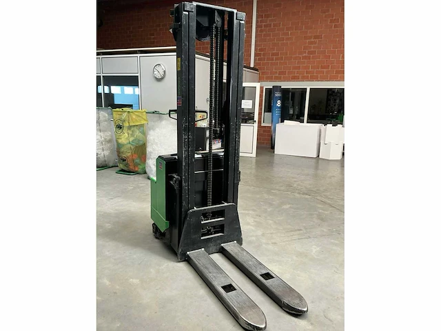 2001 bt lsv 1600/2 stapelaar - afbeelding 2 van  9
