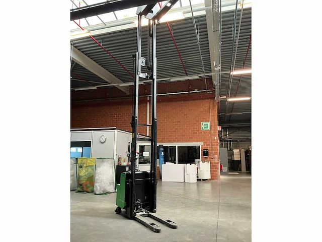2001 bt lsv 1600/2 stapelaar - afbeelding 4 van  9