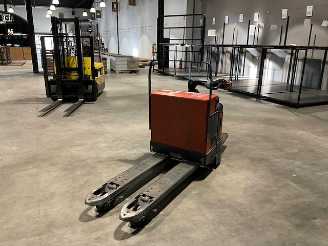 2001 bt p 20/6 elektrische palletwagen - afbeelding 2 van  7