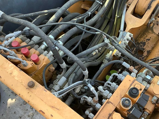 2001 case 788-p banden graafmachine - afbeelding 6 van  8