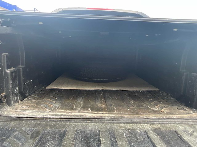 2001 chevrolet avalanche personenauto - afbeelding 29 van  32
