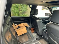 2001 chevrolet avalanche - afbeelding 18 van  45