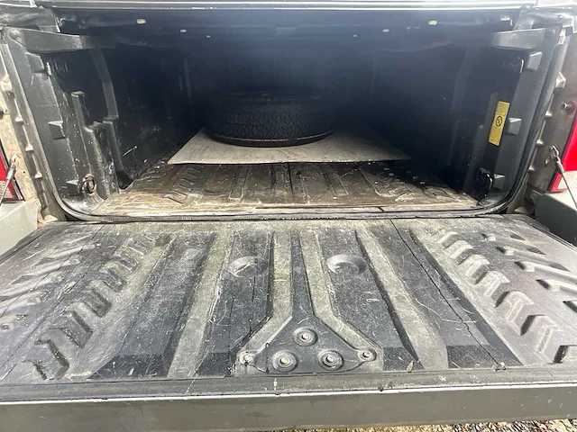 2001 chevrolet avalanche - afbeelding 19 van  45