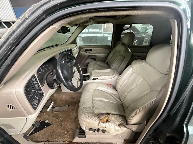 2001 chevrolet tahoe - oldtimer - afbeelding 11 van  26