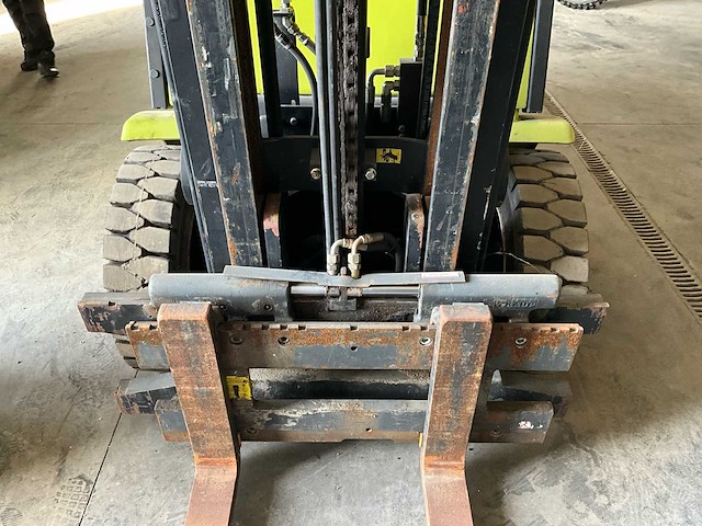 2001 clark cgp25h vorkheftruck - afbeelding 13 van  26
