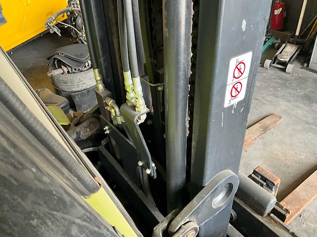 2001 clark cgp25h vorkheftruck - afbeelding 11 van  26