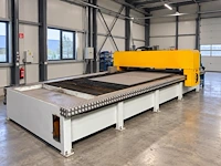 2001 esab pegasus cnc plasmasnijmachine
