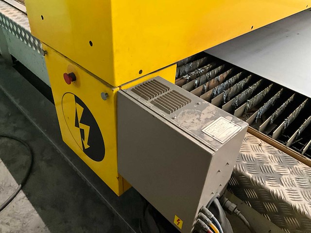 2001 esab pegasus plasmasnijmachine - afbeelding 6 van  24