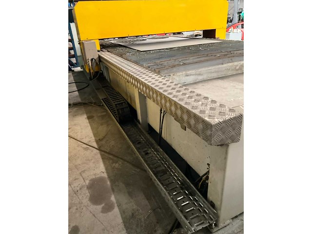 2001 esab pegasus plasmasnijmachine - afbeelding 11 van  24